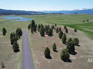 12989 Zoon Ln, Donnelly, ID 83615