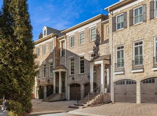 9048 Riverbend Mnr, Alpharetta, GA 30022