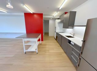 29 Warren St #2, Cambridge, MA 02141