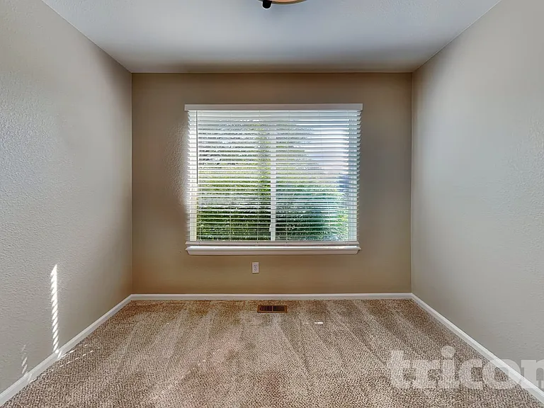 4836 Ireland Ct — Photo 5