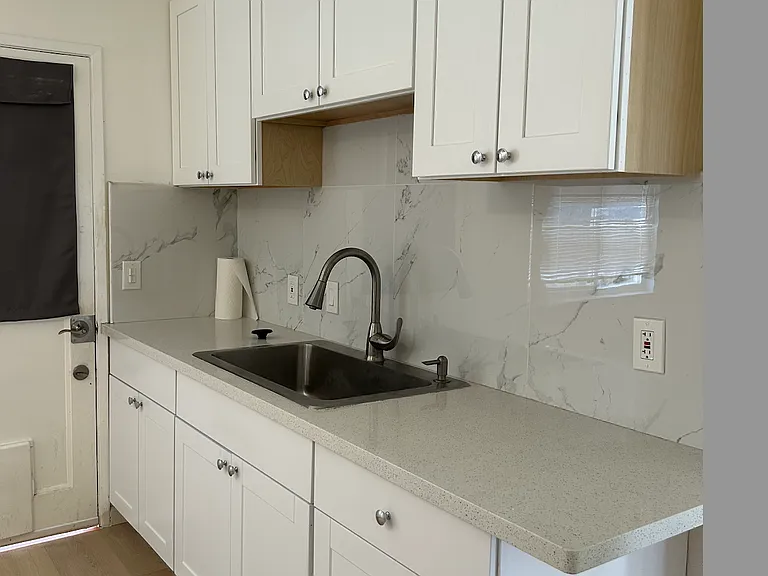 2011 Beatrice Ct — Photo 5