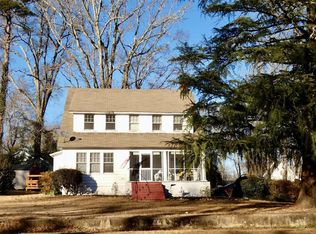 409 Calvert Ave, Clinton, SC 29325
