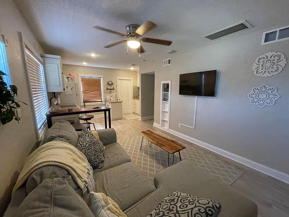 1st image of 5717 20th Ave S #2