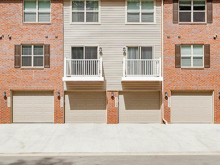 IMG_1709 Ravines of Plymouth Townhomes with Garages