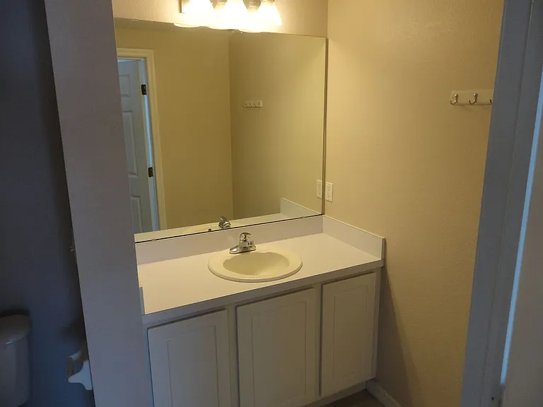 4820 SW 91st Ter #Q202 — Photo 7