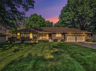 1411 SW 19th St, Blue Springs, MO 64015