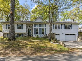 205 Pawnee Ln, Lusby, MD 20657