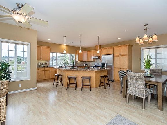 4th image of 1218 Sagamore Ln