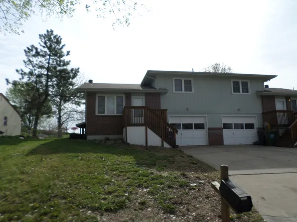 2018 Shirley Ln, Manhattan, KS 66502