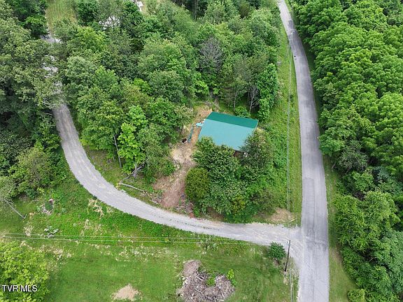 4th image of 345 Charles Johnson Rd