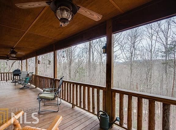 Plenty of porch space to enjoy the spectacular views!