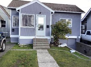 704 8th St, Bremerton, WA 98337
