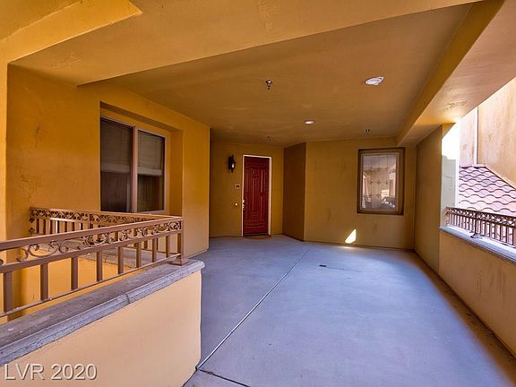 2nd image of 30 Via Mantova Unit 309