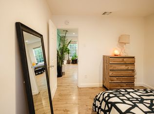 6855 Geyser Ave, Reseda, CA 91335