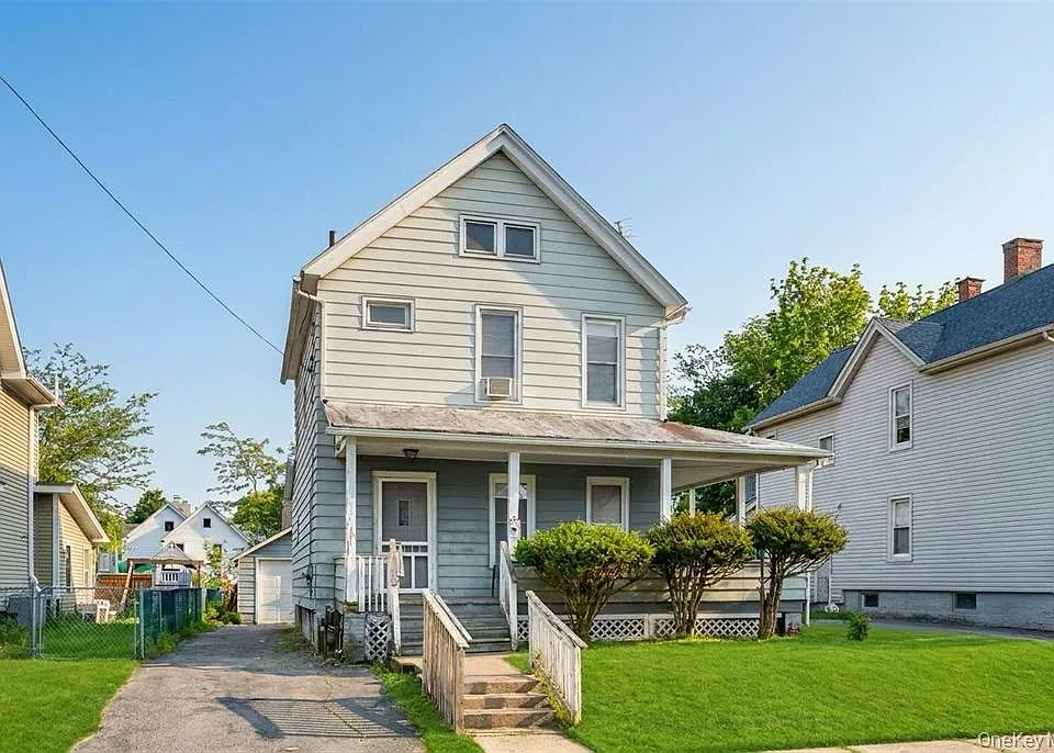 24 Crescent Pl
