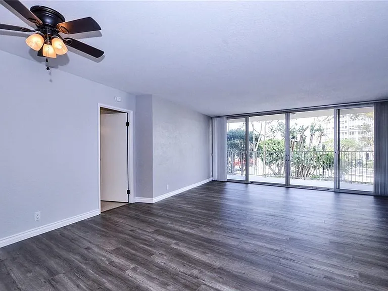700 E Ocean Blvd #604 — Photo 3