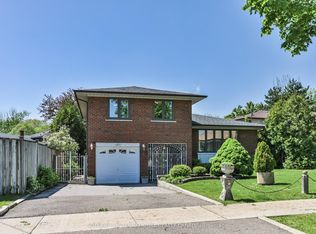 283 Derrydown Rd, Toronto, ON M3J 1S2