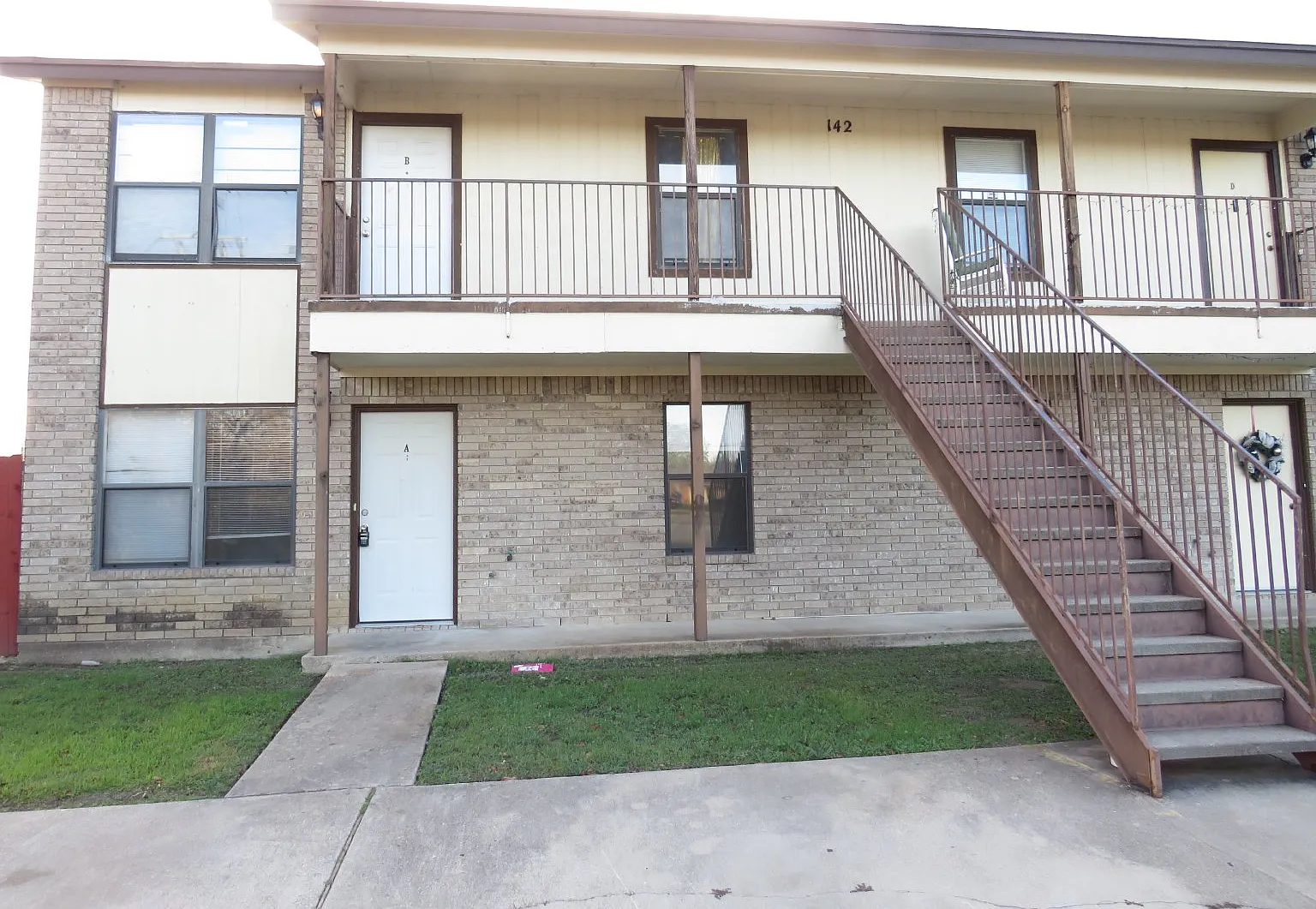 142 Wolf Rd — Photo 1