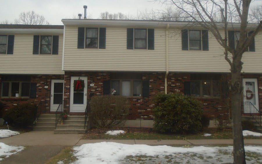 1st image of 45 Brookside Vlg Unit 26