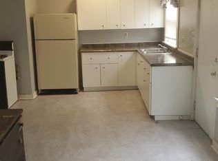 2008 SW Clay St, Topeka, KS 66604