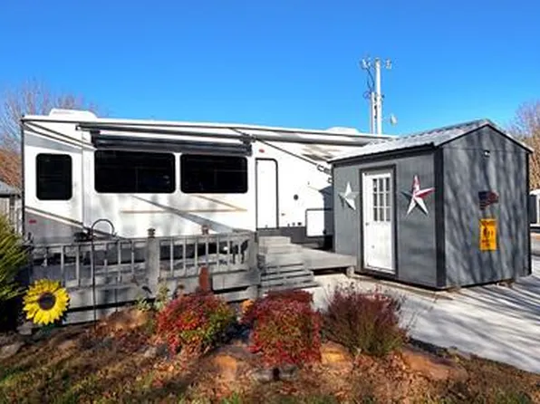 185 Heavenly Dr, Blairsville, GA 30512