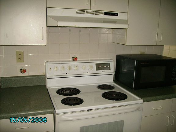 2nd image of 1228 Linda Ln