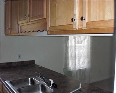 4th image of 869 Balkin Ct