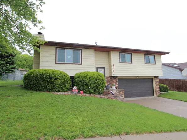 1802 N 19th St, Norfolk, NE 68701
