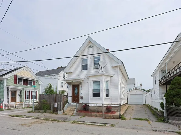 51 Fulton St, Lowell, MA 01850