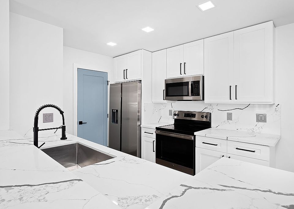 1st image of 5885 El Cajon Blvd Unit 319