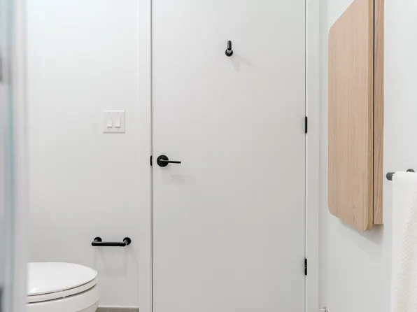 1807 66th Street image 14 of 18