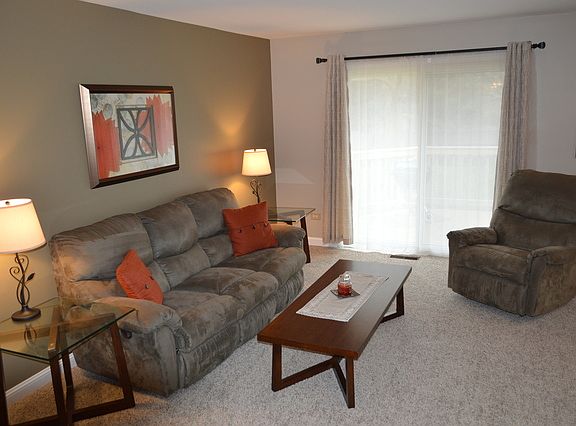 3rd image of 3114 W Jeffrey Dr