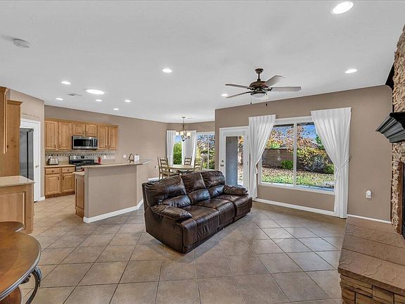 4th image of 4907 S Bonita Bay Dr