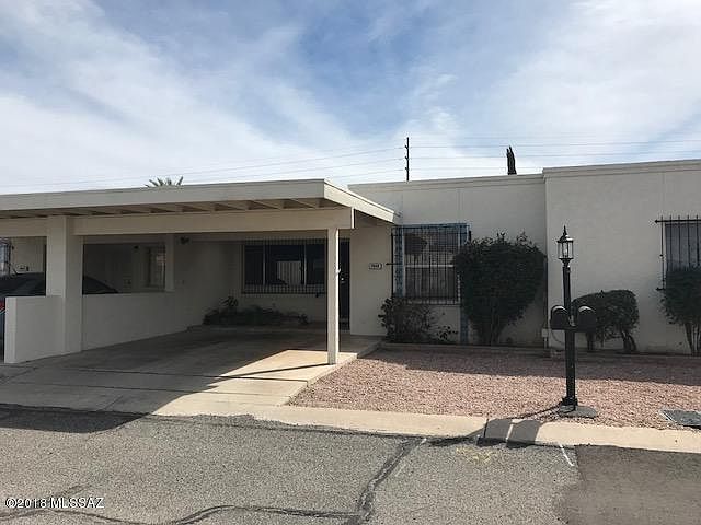 1st image of 8948 E Palms Park Dr