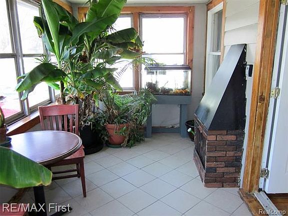5th image of 27440 Park Ct