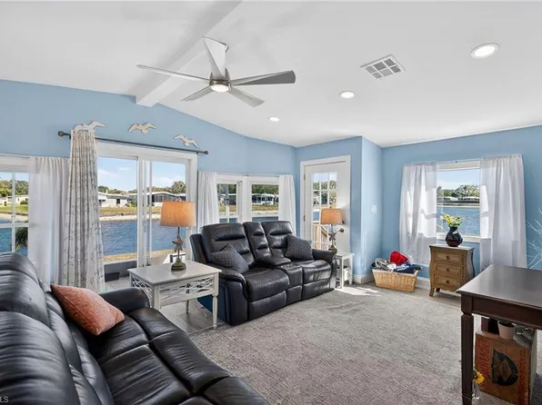 101 Oceans BLVD #101, NAPLES, FL 34104