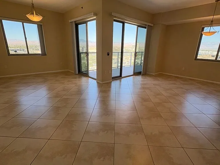 8255 Las Vegas Blvd S #1122 — Photo 4
