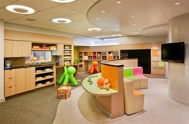 Sold by R New York | media 18