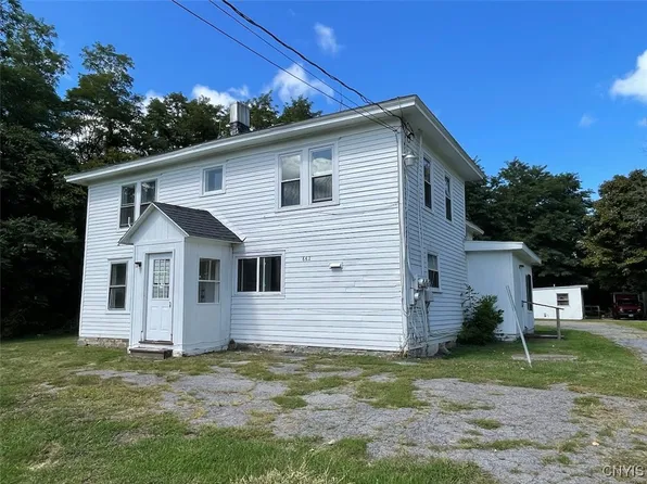 660 County Route 1, Oswego, NY 13126