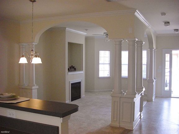2 Bedroom Living Room