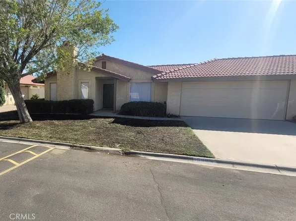 10323 Shahaptain Ave, Hesperia, CA 92345