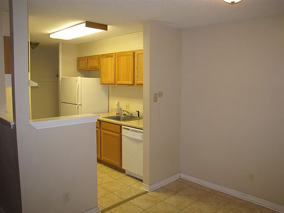 3rd image of 2201 Scenic Highway G #1
