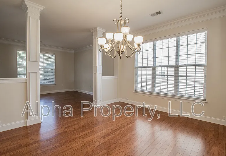 311 Cypresshill Ct — Photo 7
