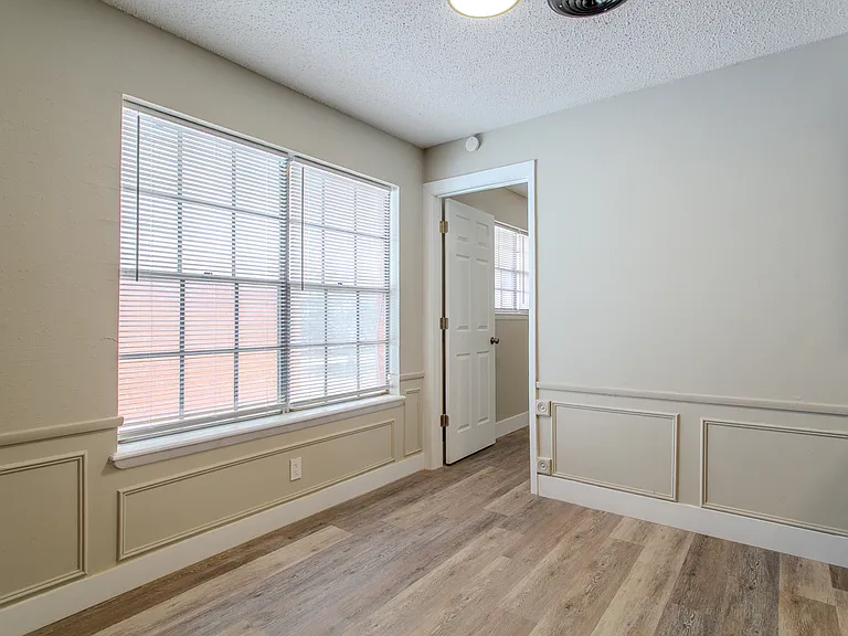 621 S Hayes St #8 — Photo 10
