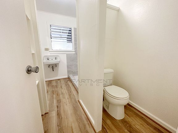 4th image of 1089 Karratti Ln APT 6
