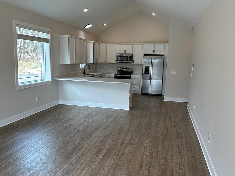 251 Liam Ln #251 — Photo 5