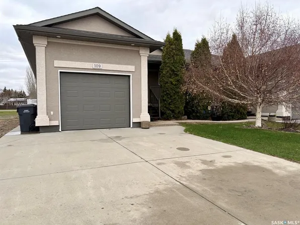 109 Good Spirit Cres, Yorkton, SK S3N 3J8