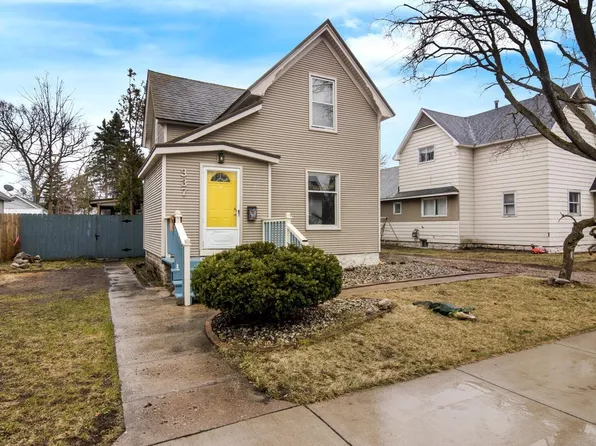 337 W 10th St, Traverse City, MI 49684