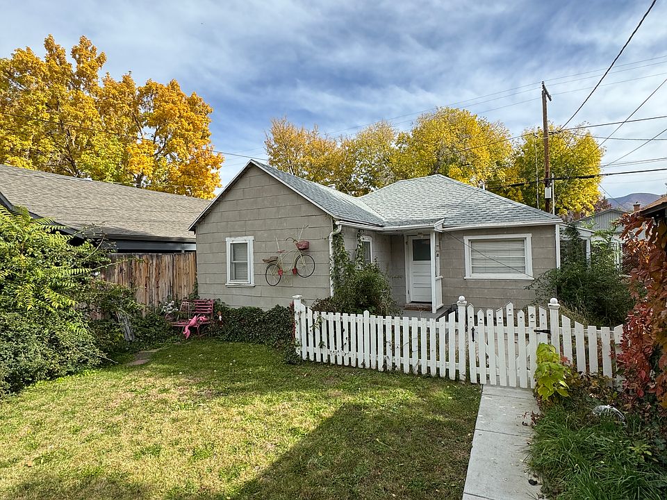 Cute cottage located behind the main house