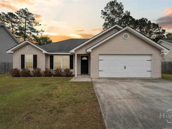 105 Mustang Dr, Guyton, GA 31312